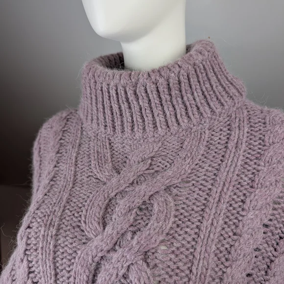 Italian Made Alpaca Blend Cable Knit Batwing Turtleneck, Size Medium - Picture 5 of 10